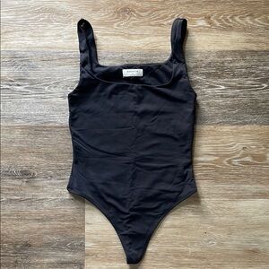 Aritzia Babaton Thong Bodysuit
